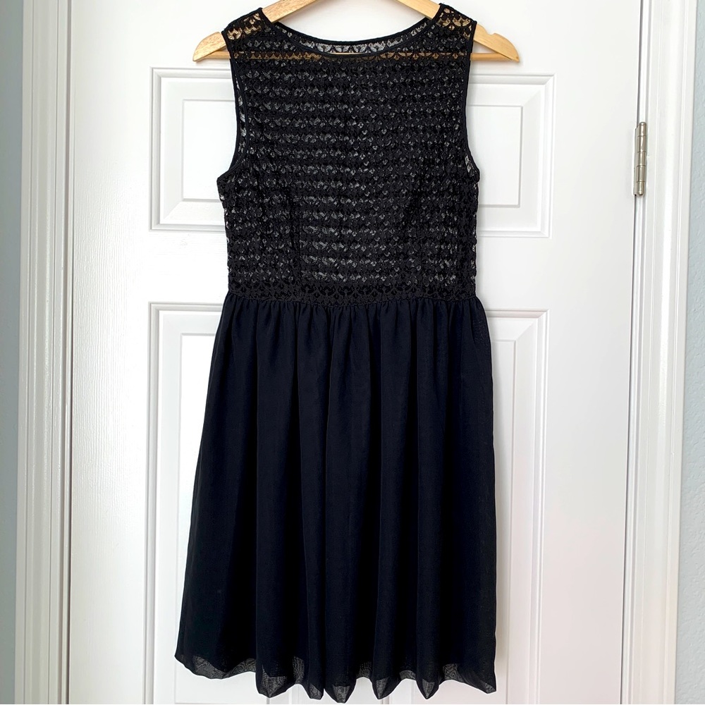 American Apparel lace dress